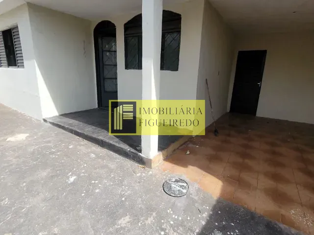 Casa 2 quartos e 1 banheiro, para alugar, no bairro Jardim Itapema em São José do Rio Preto