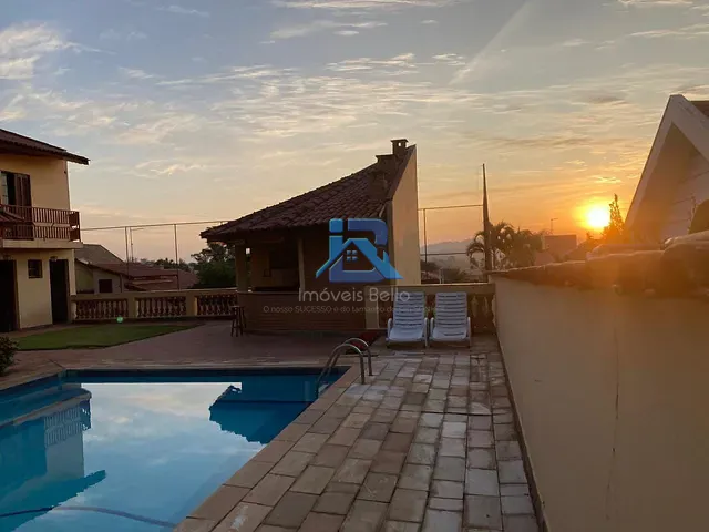 Casa com 1045m² 6 quartos e 6 banheiros, à venda, no bairro Bairro Itapema em Itatiba