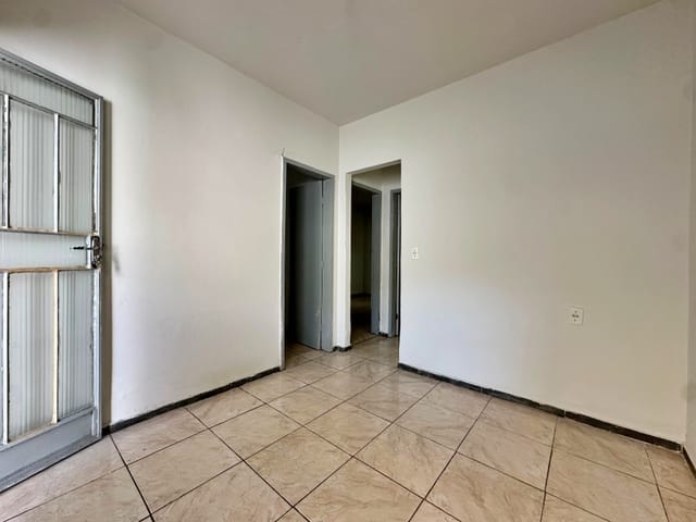 Foto do Casa - Casa com entrada coletiva para locação com 2 quartos, Piratininga (Venda Nova), Belo Horizonte, MG | Deltalar Imóveis