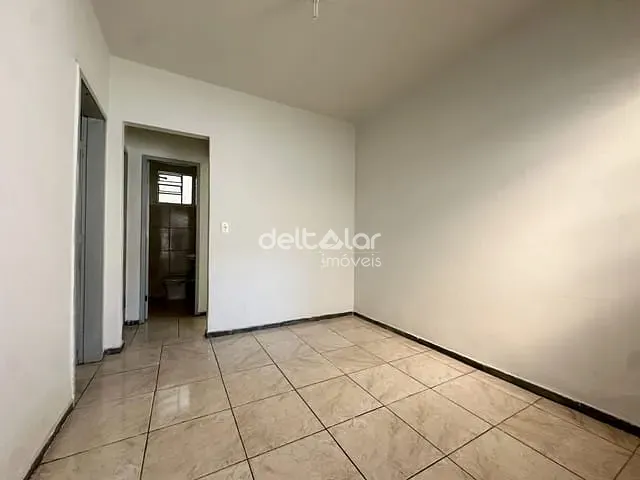 Casa com 48m² 2 quartos e 1 banheiro, para alugar, no bairro Piratininga (Venda Nova) em Belo Horizonte