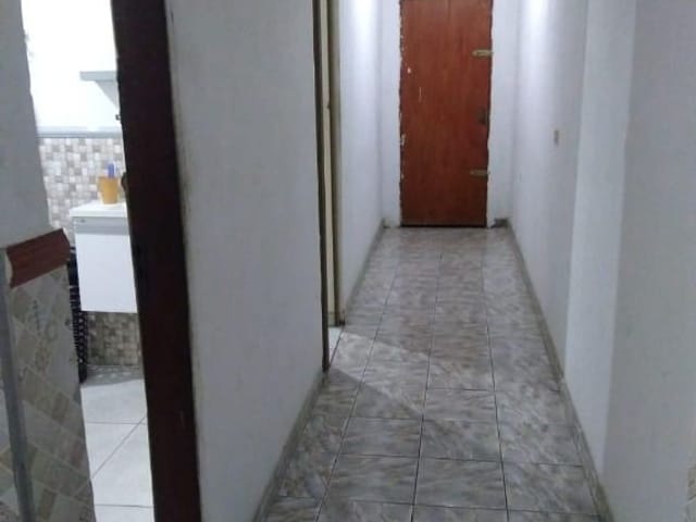 Casa com 250m² 5 quartos e 3 banheiros, à venda, no bairro Vila Menk em Osasco