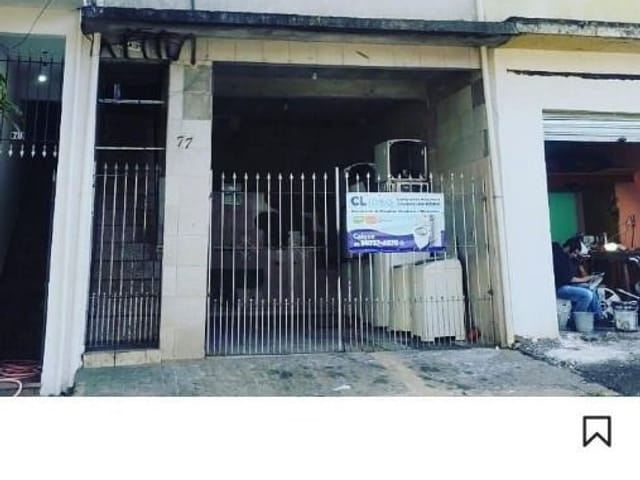 Casa com 250m² 5 quartos e 3 banheiros, à venda, no bairro Vila Menk em Osasco