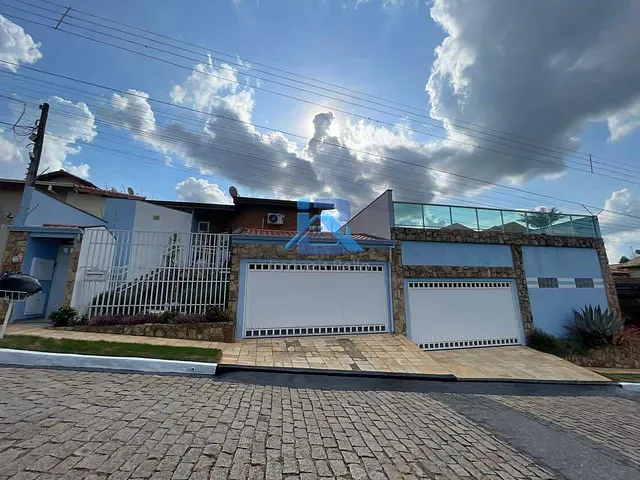Casa com 679m² 5 quartos e 4 banheiros, à venda, no bairro Residencial Flamboyant em Itatiba