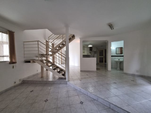 Casa com 252m² 3 quartos e 3 banheiros, à venda, no bairro Urbanova em São José dos Campos