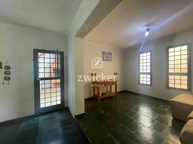 Sobrado com 298m² 3 quartos e 4 banheiros, para alugar, no bairro Vila São João da Boa Vista em Bauru