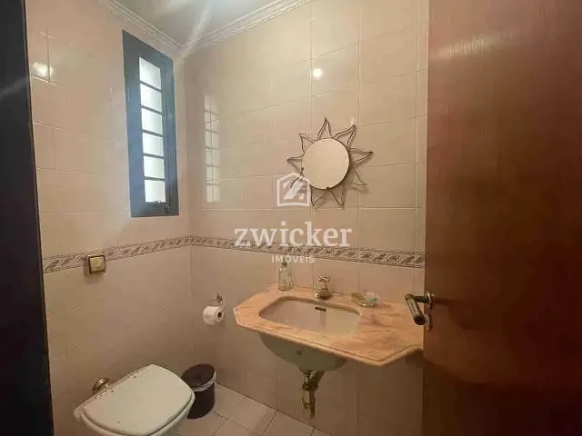 Sobrado com 298m² 3 quartos e 4 banheiros, para alugar, no bairro Vila São João da Boa Vista em Bauru