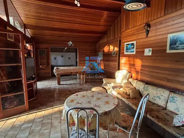 Casa com 5332m² 5 quartos e 2 banheiros, à venda ou para alugar, no bairro Sítio da Moenda em Itatiba