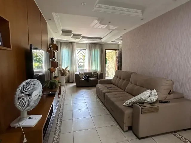 Casa 3 quartos e 4 banheiros, à venda, no bairro Osvaldo Cruz em São Caetano do Sul