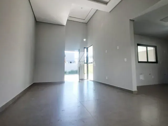 Casa 3 quartos e 2 banheiros, à venda, no bairro Contorno em Ponta Grossa
