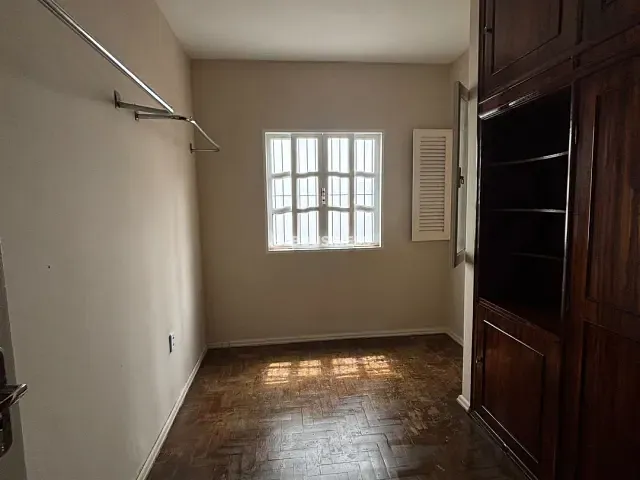 Casa 3 quartos e 2 banheiros, à venda, no bairro Centro em Campos dos Goytacazes