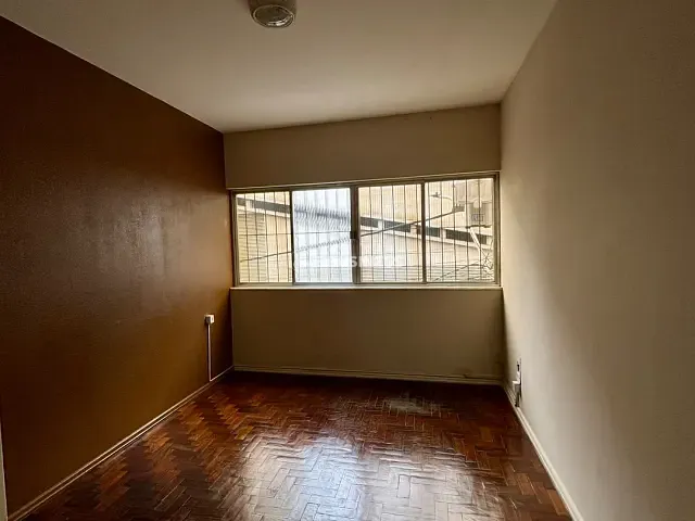 Casa 3 quartos e 2 banheiros, à venda, no bairro Centro em Campos dos Goytacazes