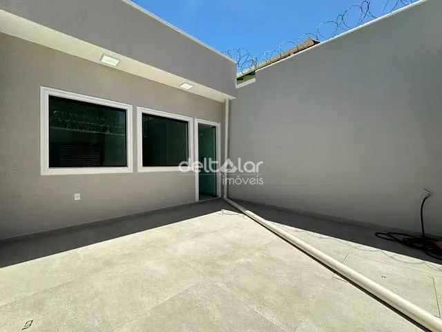 Casa com 150m² 3 quartos e 2 banheiros, à venda, no bairro Céu Azul em Belo Horizonte