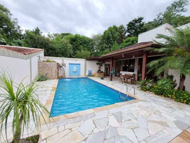 Casa com 434m² 3 quartos e 3 banheiros, à venda, no bairro Urbanova em São José dos Campos