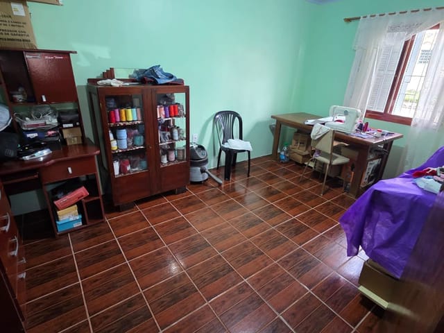 Foto do Casa - Casa à venda nas Três Vendas, Pelotas: 151 m², 3 quartos, 3 banheiros, 2 vagas. Próxima Av. 25 de Julho, com fogão a lenha e churrasqueira. | UP Imóveis