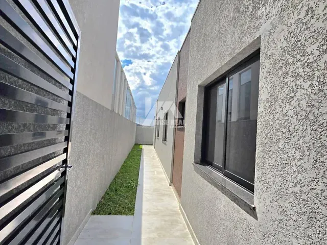 Casa com 200m² 3 quartos e 2 banheiros, à venda, no bairro Cará-cará em Ponta Grossa