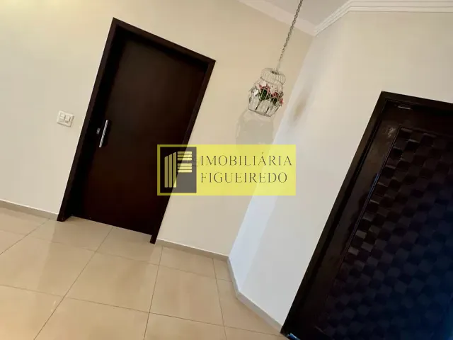 Casa 4 quartos e 5 banheiros, para alugar, no bairro Residencial Gaivota I em São José do Rio Preto