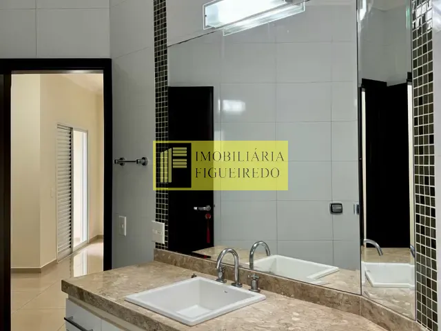 Casa 4 quartos e 5 banheiros, para alugar, no bairro Residencial Gaivota I em São José do Rio Preto