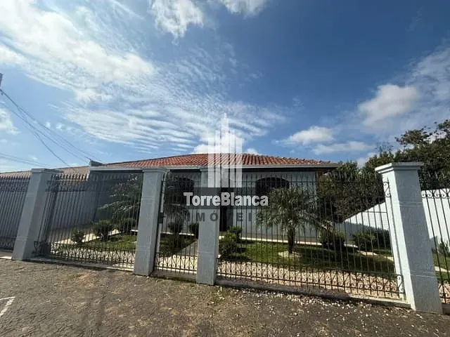 Casa com 290m² 3 quartos e 1 banheiro, à venda ou para alugar, no bairro Nova Rússia em Ponta Grossa