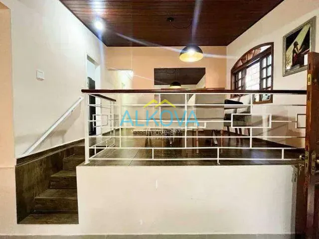 Casa com 351m² 3 quartos e 2 banheiros, à venda, no bairro Jardim Esplanada em São José dos Campos