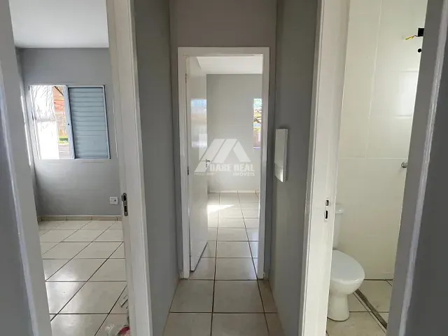 Casa 2 quartos e 1 banheiro, à venda, no bairro Boa Vista em Ponta Grossa