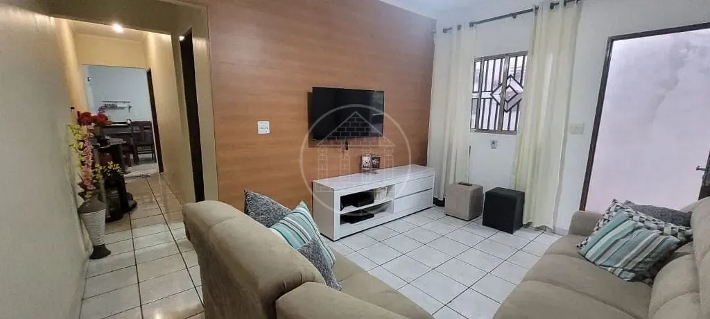 Casa, 2 quartos, 68 m² - Foto 1