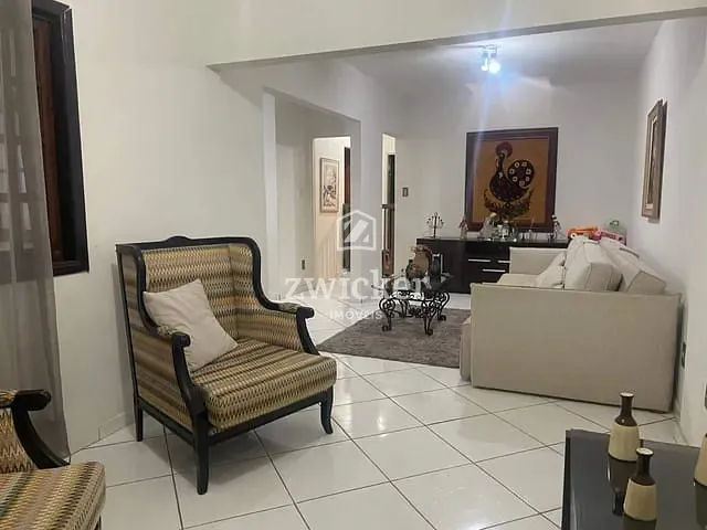 Casa com 207m² 3 quartos e 2 banheiros, à venda, no bairro Jardim América em Bauru