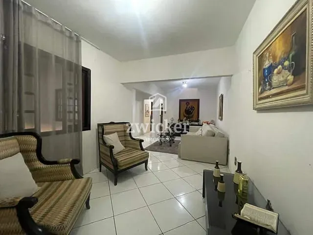 Casa com 207m² 3 quartos e 2 banheiros, à venda, no bairro Jardim América em Bauru