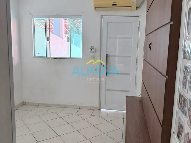 Casa com 227m² 3 quartos e 1 banheiro, à venda, no bairro Jardim Paraíso em Jacareí