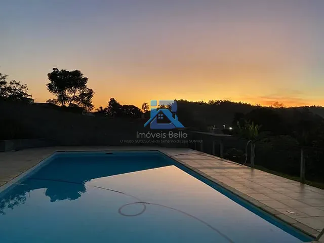 Casa 4 quartos e 4 banheiros, à venda, no bairro Bairro Itapema em Itatiba