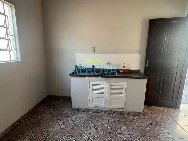 Casa com 300m² 4 quartos e 3 banheiros, à venda, no bairro Santana em São José dos Campos