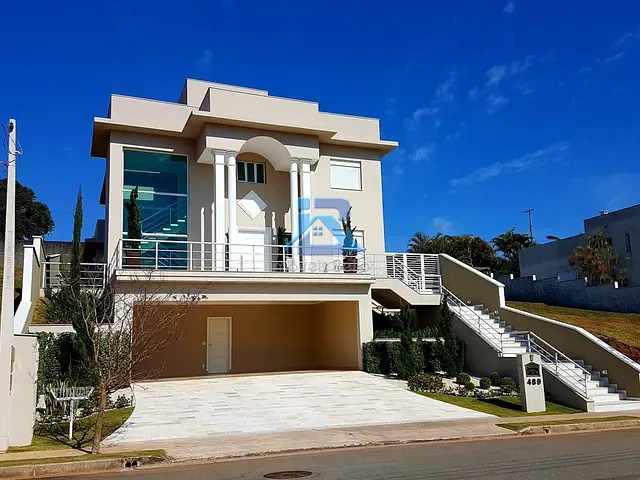 Casa com 660m² 3 quartos e 4 banheiros, à venda, no bairro Bairro Itapema em Itatiba