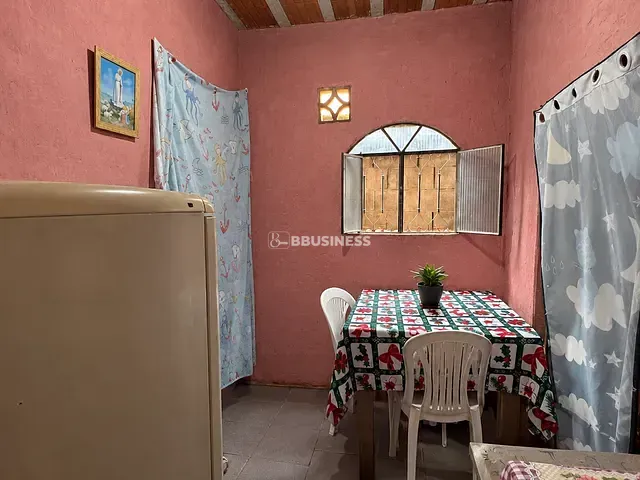 Casa 1 quarto e 1 banheiro, à venda, no bairro Parque Presidente Vargas em Campos dos Goytacazes