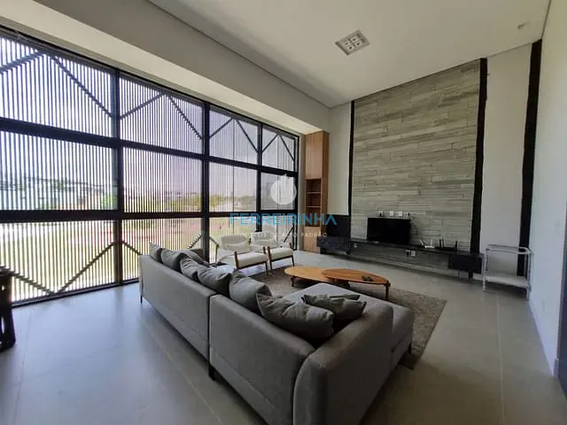 Casa com 450m² 4 quartos e 5 banheiros, à venda, no bairro Condomínio Residencial Alphaville em São José dos Campos