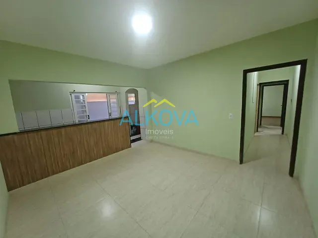 Casa com 325m² 5 quartos e 3 banheiros, à venda, no bairro Jardim Olímpia em São José dos Campos