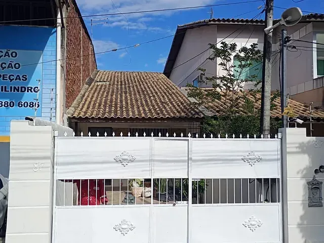 Casa 3 quartos e 1 banheiro, à venda, no bairro Parque Tarcisio Miranda em Campos dos Goytacazes