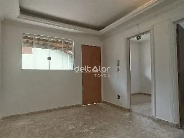 Casa com 44m² 2 quartos e 1 banheiro, à venda, no bairro Jardim Leblon em Belo Horizonte