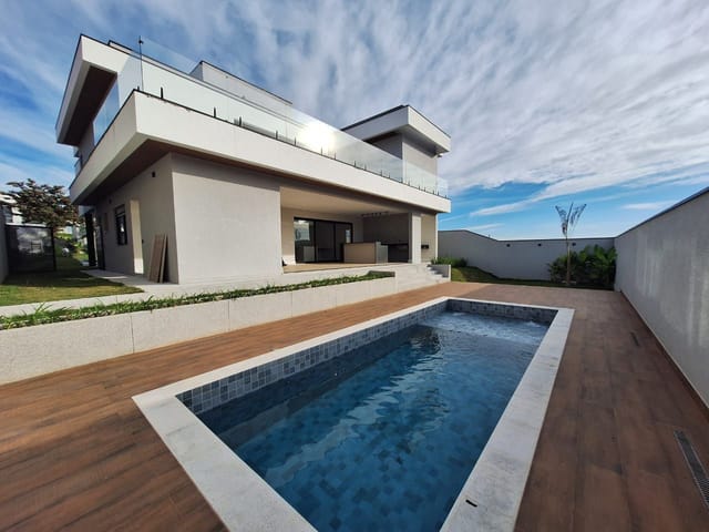 Casa com 600m² 4 quartos e 6 banheiros, à venda, no bairro Colinas do Paratehy em São José dos Campos