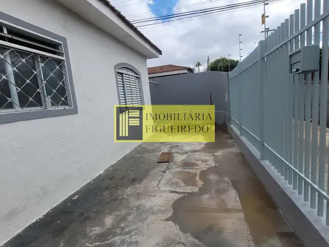 Casa 3 quartos e 1 banheiro, para alugar, no bairro Residencial Ana Célia em São José do Rio Preto