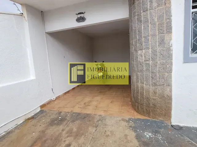 Casa 3 quartos e 1 banheiro, para alugar, no bairro Residencial Ana Célia em São José do Rio Preto