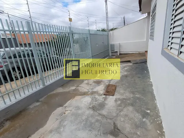 Casa 3 quartos e 1 banheiro, para alugar, no bairro Residencial Ana Célia em São José do Rio Preto