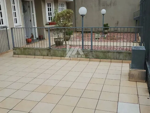 Casa com 377m² 4 quartos e 4 banheiros, à venda, no bairro Jardim Carvalho em Ponta Grossa