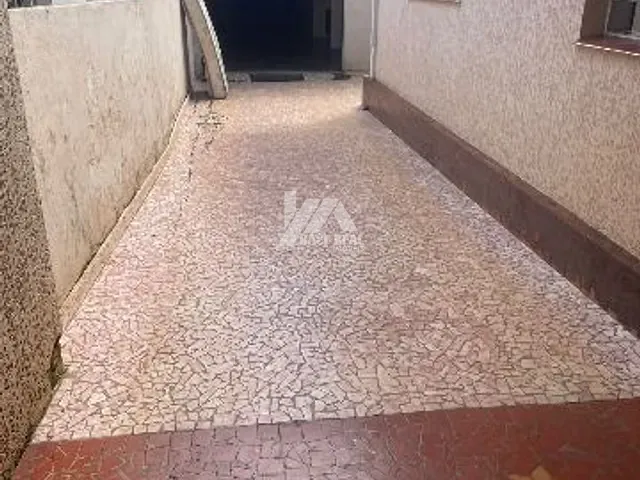 Casa 3 quartos e 2 banheiros, à venda, no bairro Uvaranas em Ponta Grossa