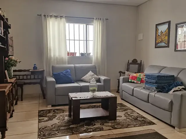 Casa 2 quartos e 2 banheiros, à venda, no bairro Olímpico em São Caetano do Sul