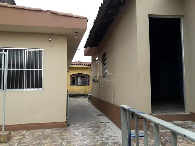 Casa com 300m², à venda, no bairro Jardim Zaira em Mauá