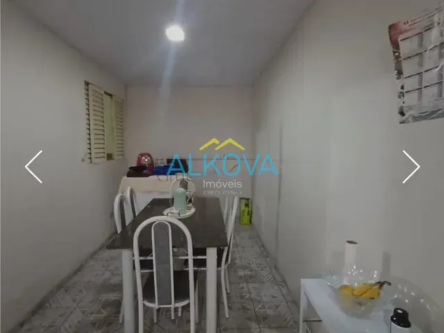 Casa com 200m² 3 quartos e 2 banheiros, à venda, no bairro Jardim Oriente em São José dos Campos