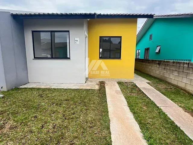 Casa 2 quartos e 1 banheiro, à venda, no bairro Uvaranas em Ponta Grossa