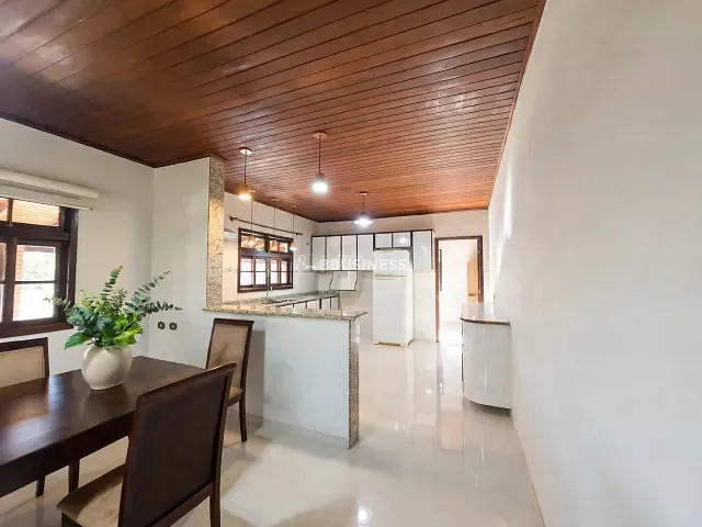 Casa com 820m² 3 quartos e 3 banheiros, para alugar, no bairro Parque Santo Afonso em Vargem Grande Paulista