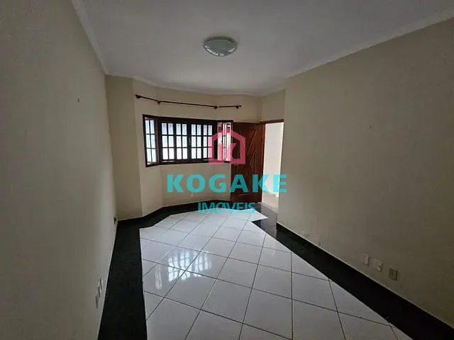 Casa com 150m² 3 quartos e 1 banheiro, à venda, no bairro Jardim Portugal em São José dos Campos