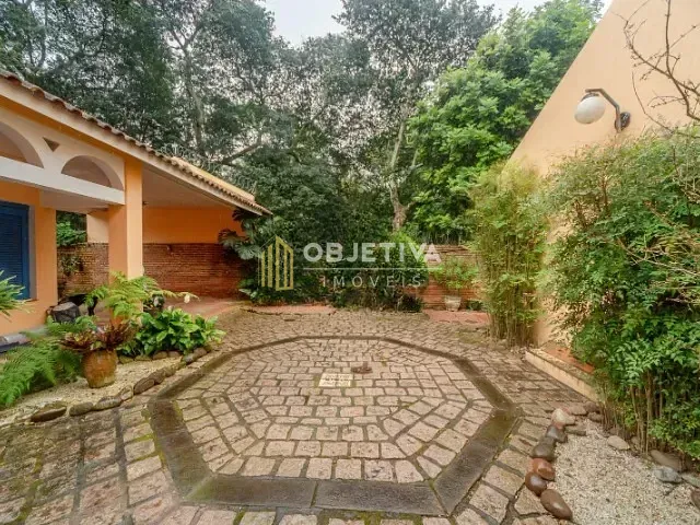 Casa 4 quartos e 6 banheiros, à venda, no bairro Jardim Isabel em Porto Alegre