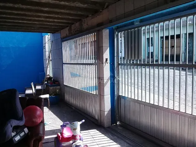 Casa com 220m², à venda, no bairro Vila Bocaina em Mauá